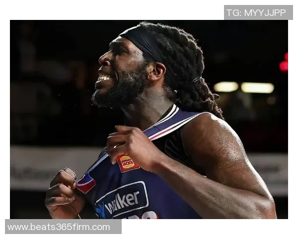 尼斯俱乐部强烈谴责暴力事件全力支持球员与体育总监